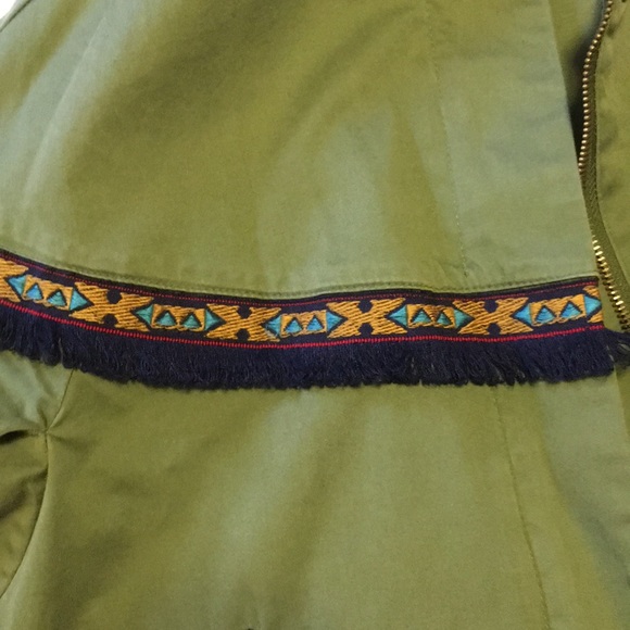 Zara Army Green Coat!  Size small - Picture 2 of 4